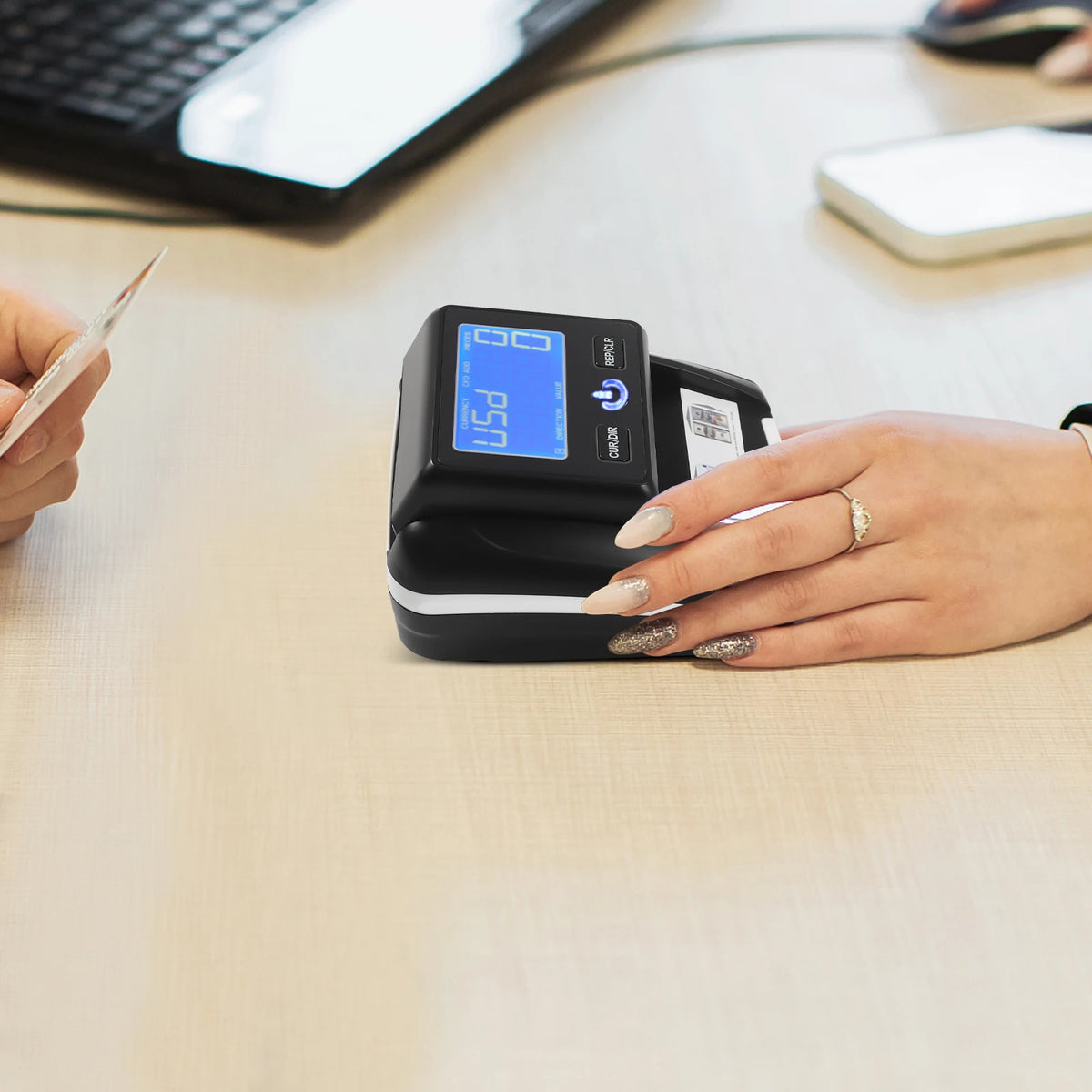 Counterfeit Bill Detector  Portable Money Checker