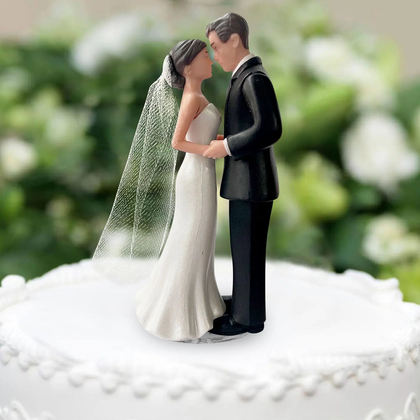 Elegant Bride & Groom Wedding Cake Plastic Topper