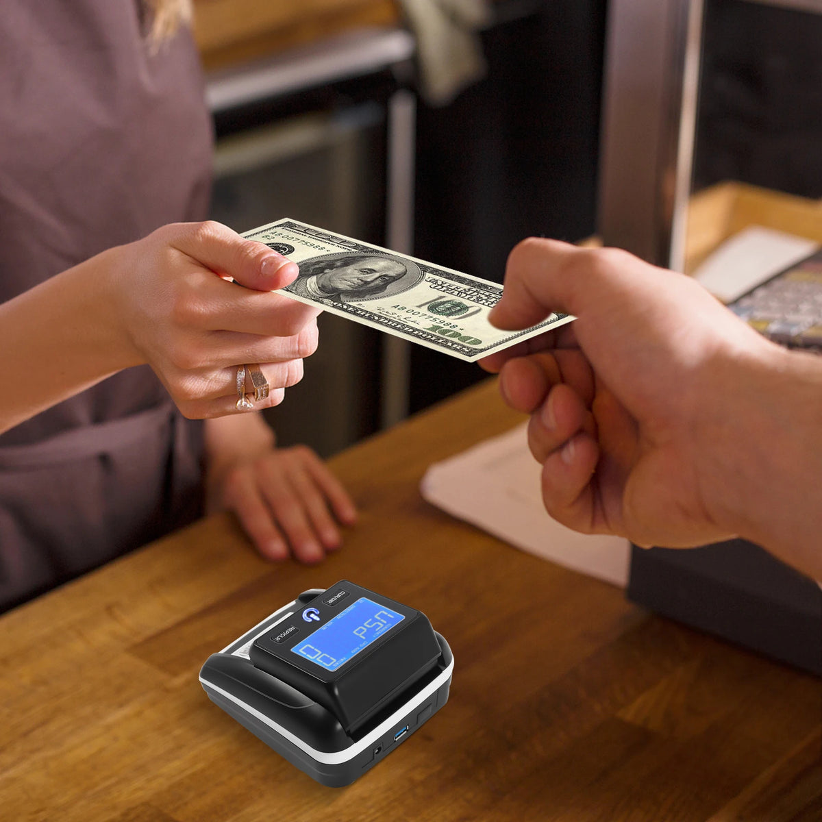 Counterfeit Bill Detector  Portable Money Checker